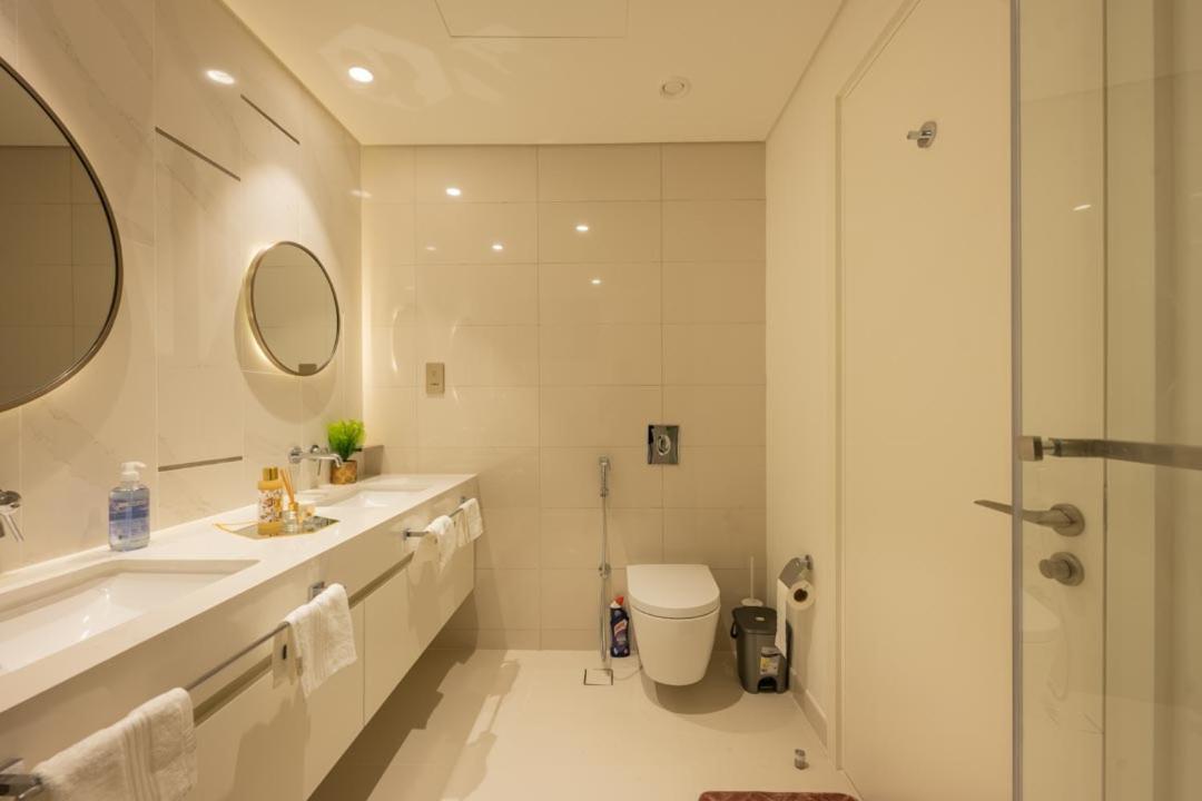 Emaar Beach Vista Tower 1 2bhk Fahh Apartment Dubai