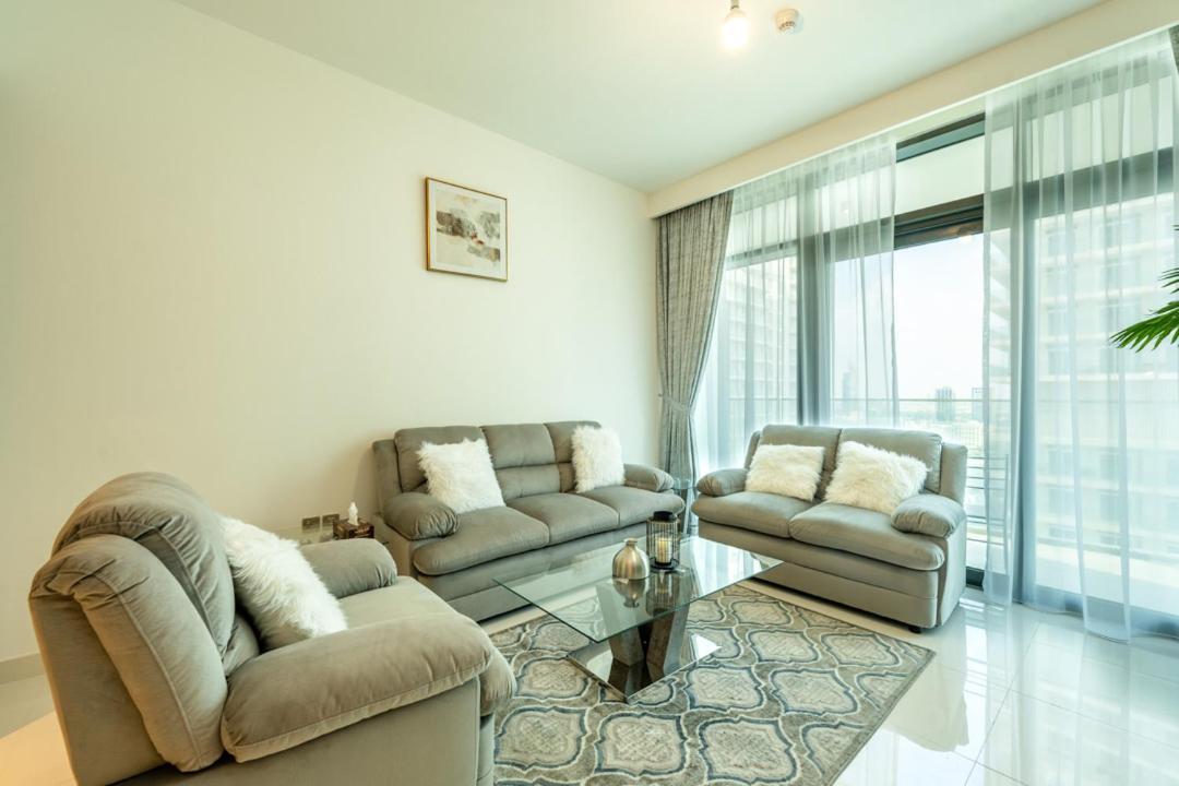 Apartment Emaar Beach Vista Tower 1 2bhk Fahh *