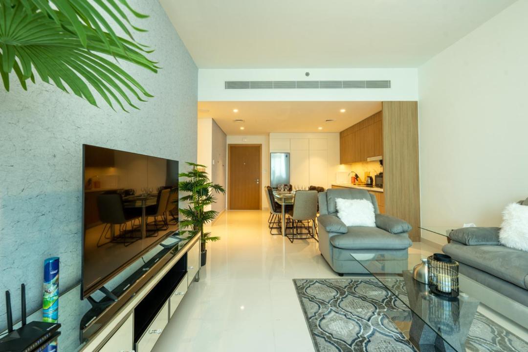 Emaar Beach Vista Tower 1 2bhk Fahh * Dubai