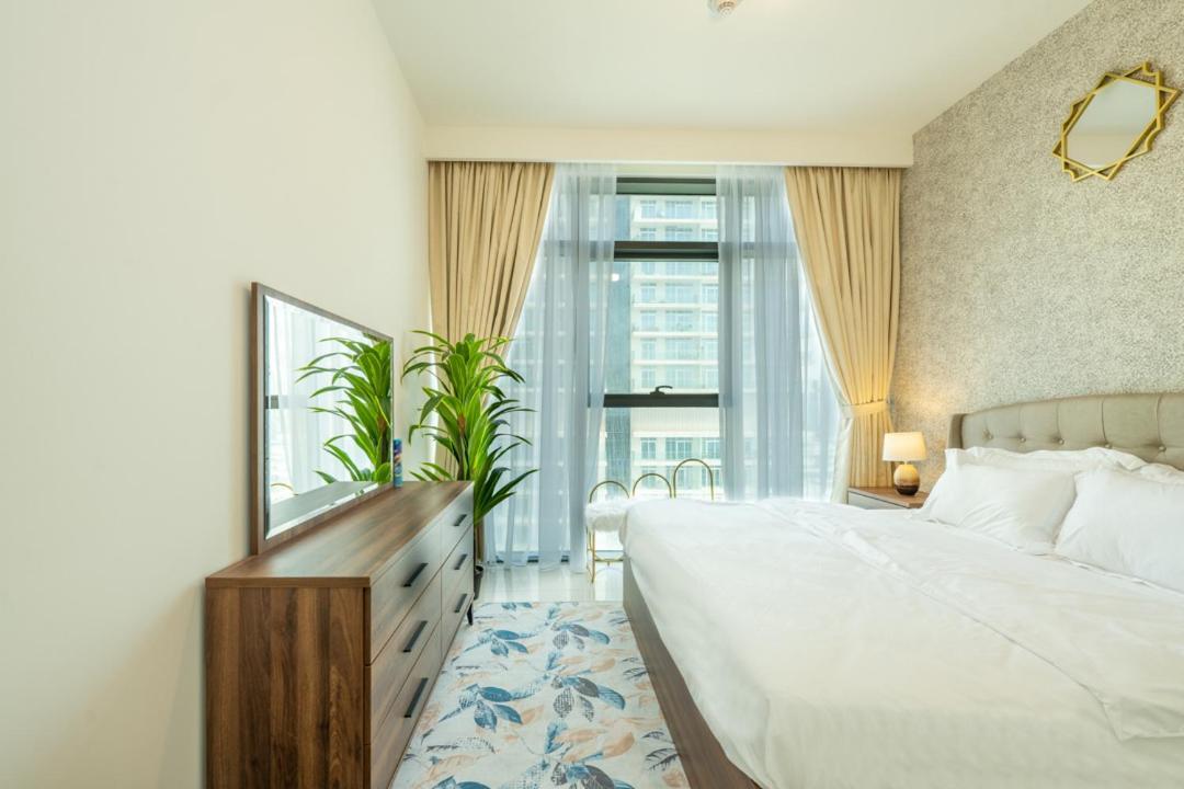 Emaar Beach Vista Tower 1 2bhk Fahh * Dubai